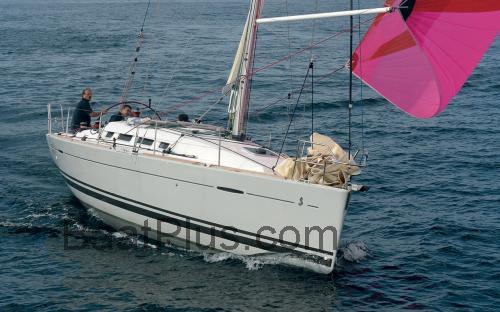 Beneteau First 35 Spesifikasjoner og anmeldelser